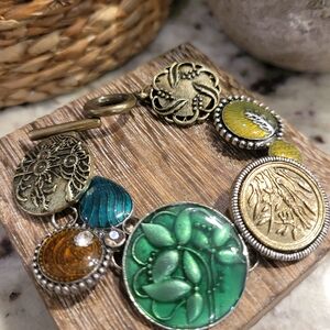 Vintage Style Multi-Color Charm Bracelet